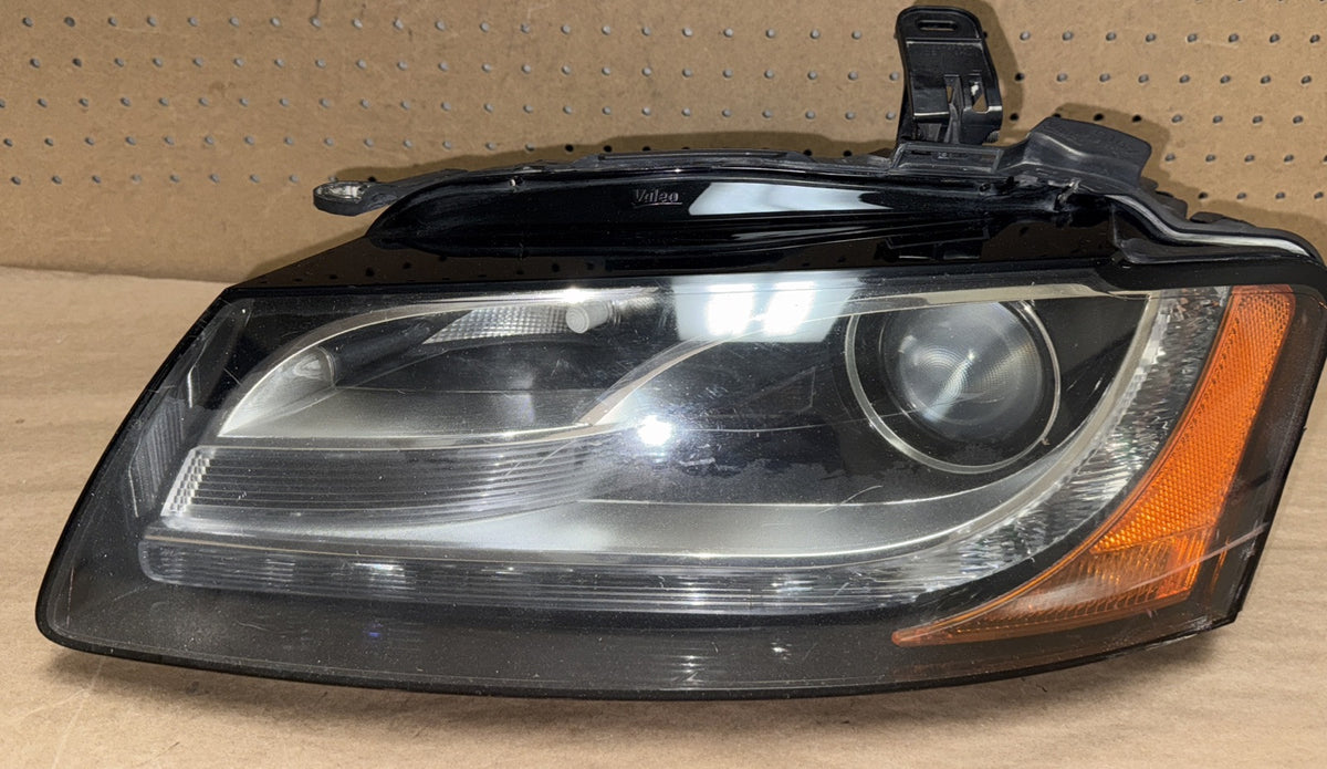 2008-2012 Audi A5 S5 Left Headlight Xenon LED DRL