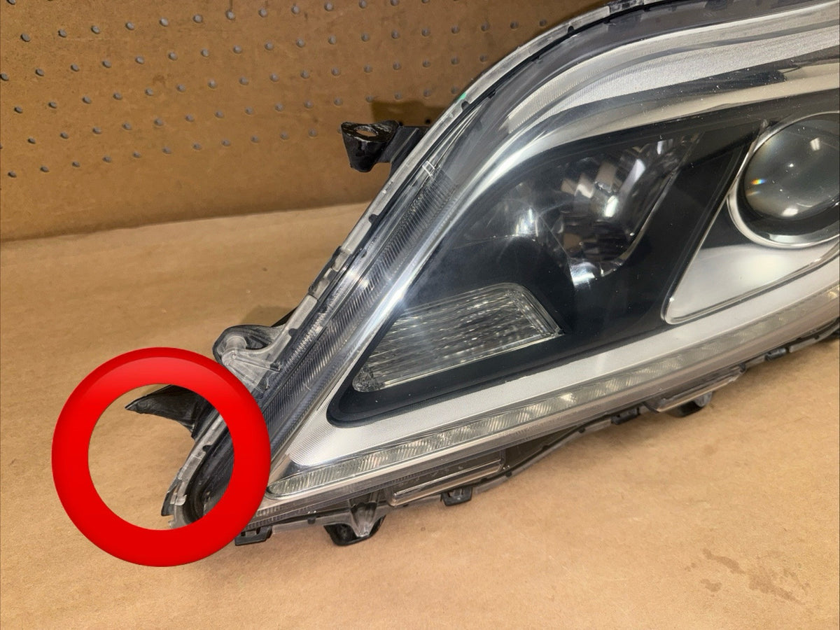 2015-2019 Toyota Sienna OEM HID Headlight Left Side