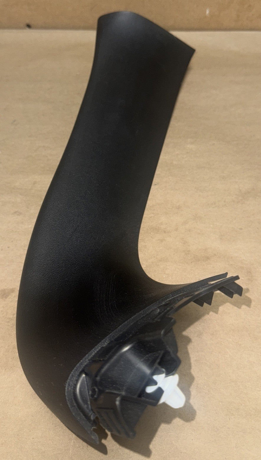 2022-2025 Hyundai Tucson Rear Tailgate Upper Trim Panel LEFT OEM