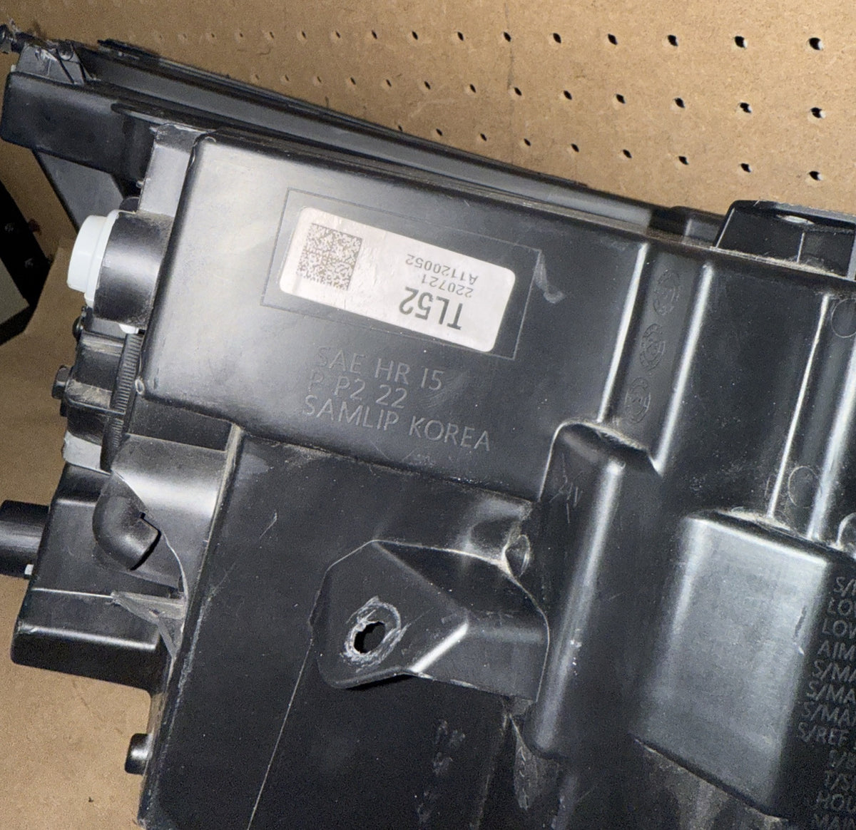 2023-2024 Kia Soul Left LH Headlight Halogen OEM 92102-K05