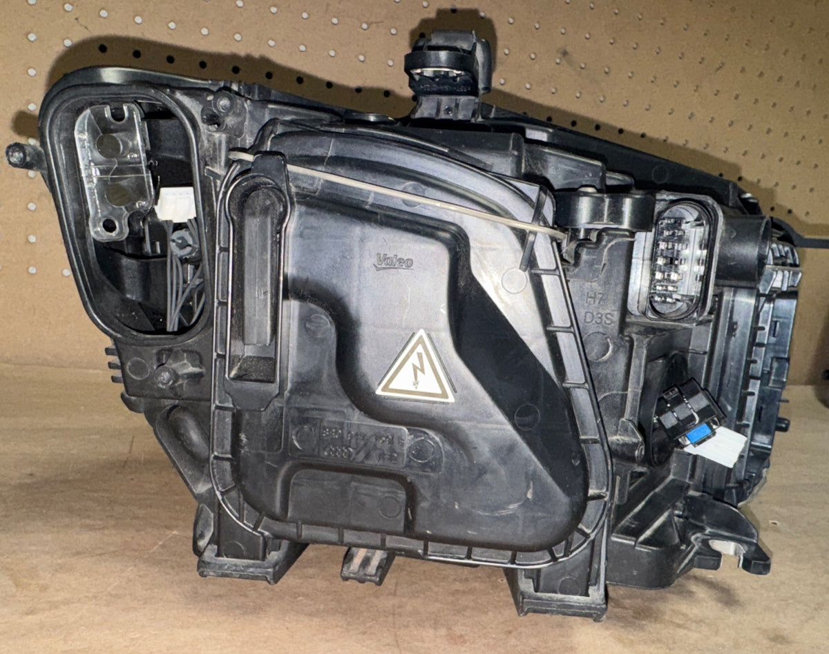 2013-16 Audi Q5 Headlight LEFT Driver Xenon LED OEM 8R0941005E