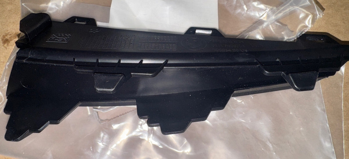 Genuine BMW X5 G05 Right Covering 51117468204