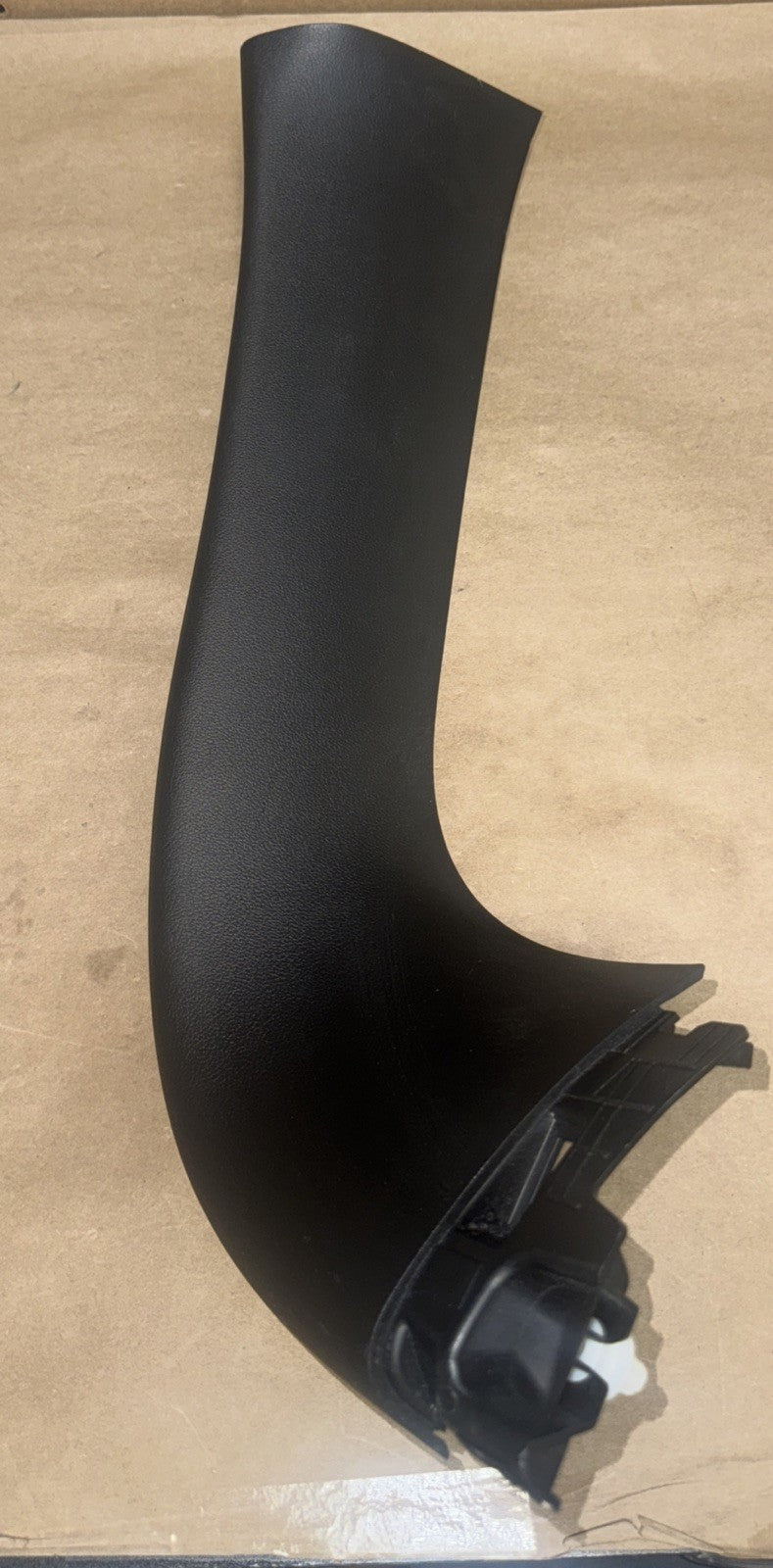 2022-2025 Hyundai Tucson Rear Tailgate Upper Trim Panel LEFT OEM