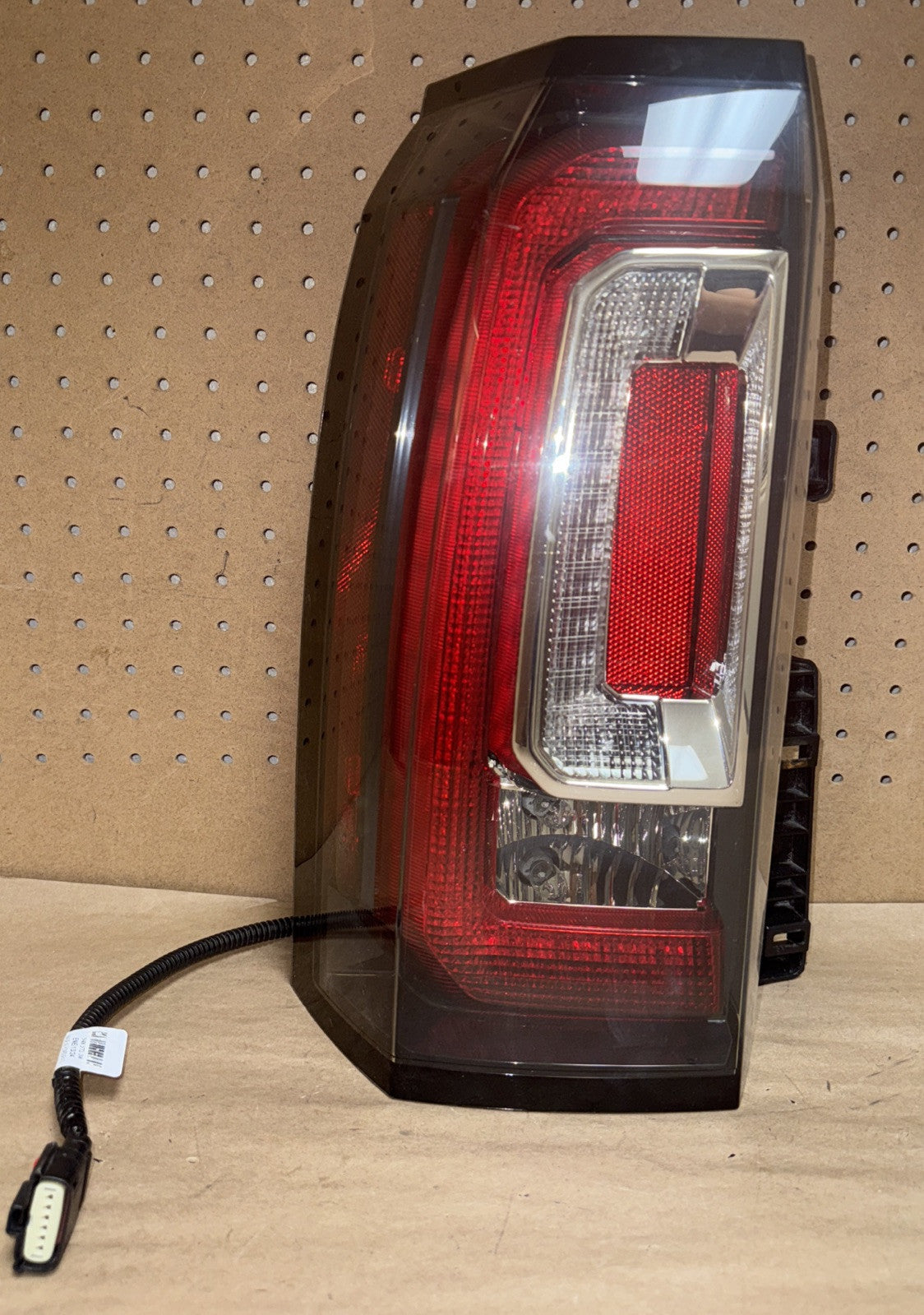 2015-2019 GMC Yukon/XL/Denali LEFT Tail Light OEM